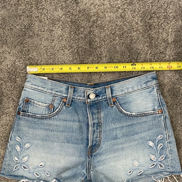 LEVI 501 high rise jean shorts with cut out detailing and button fly - Picture 5 of 13